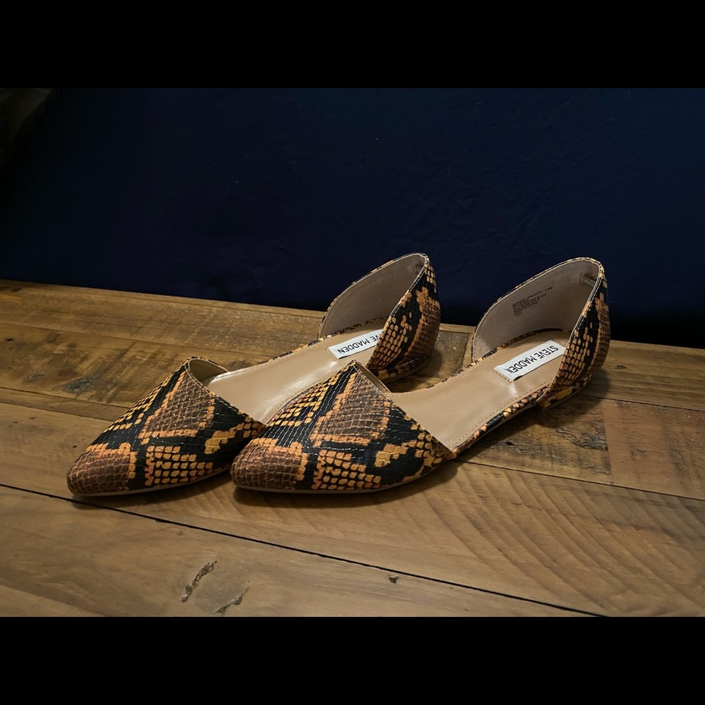 Steve Madden flats